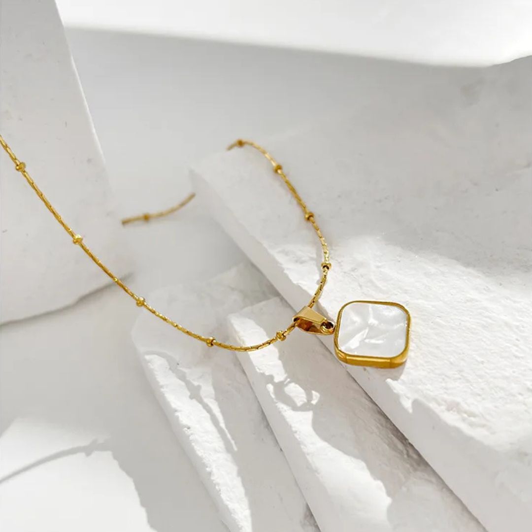 COLLIER GABBY