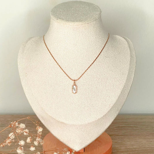 COLLIER GABY
